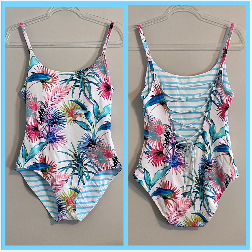 TOMMY BAHAMA | 10 | Reversible | Padded